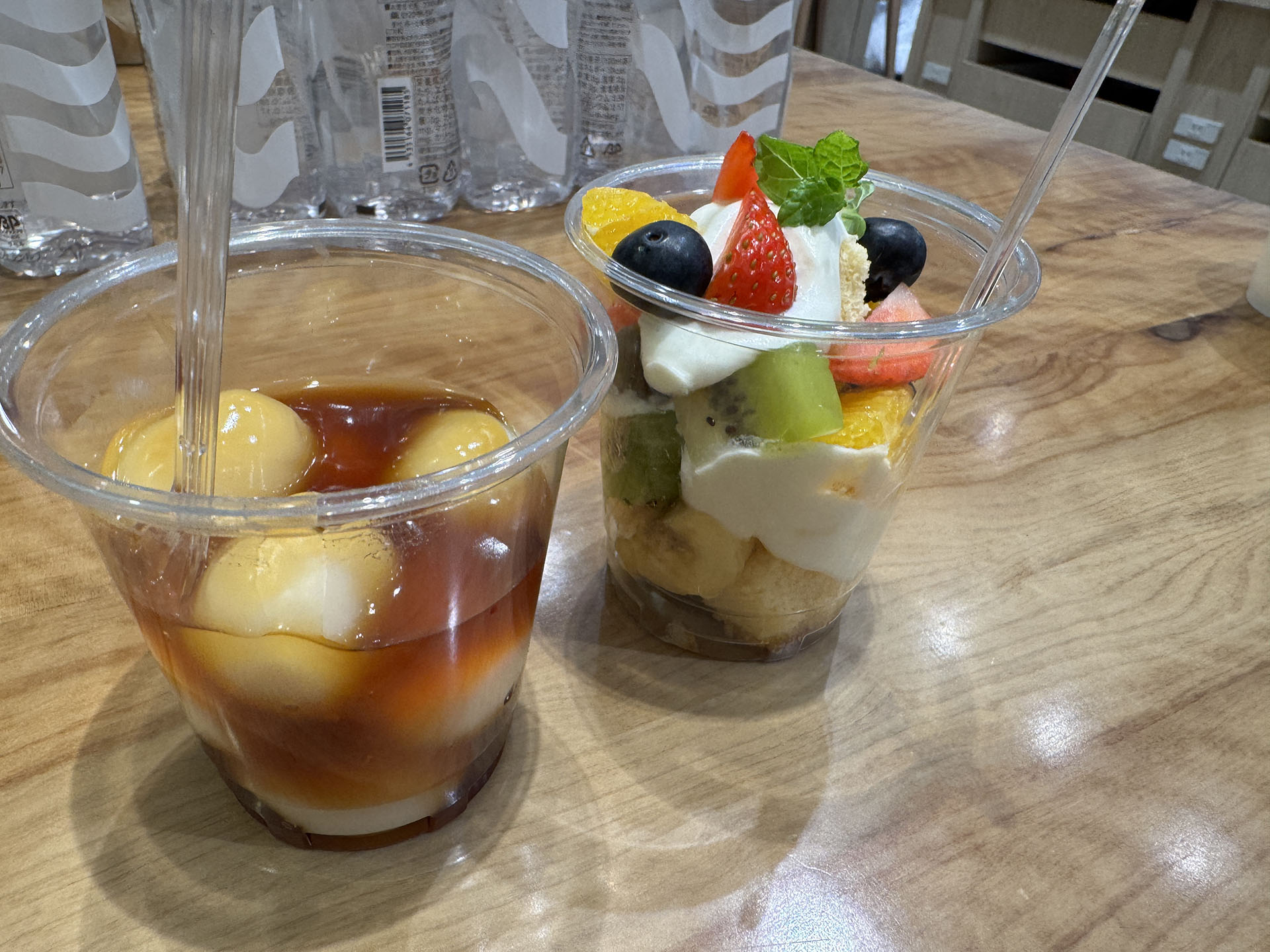 トライフルとみたらし団子